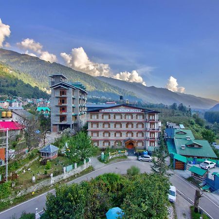 White Mountain Hotel Manali  Bagian luar foto