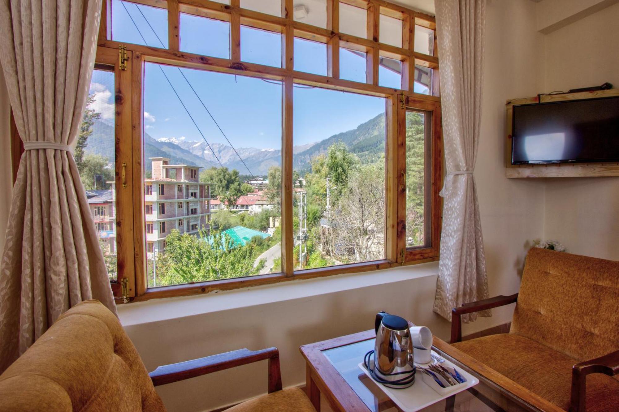 White Mountain Hotel Manali  Bagian luar foto