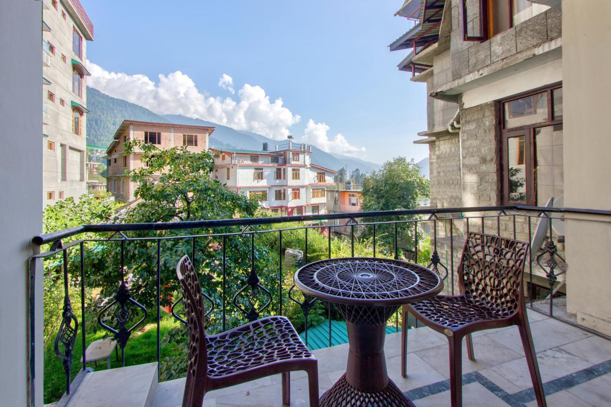 White Mountain Hotel Manali  Bagian luar foto