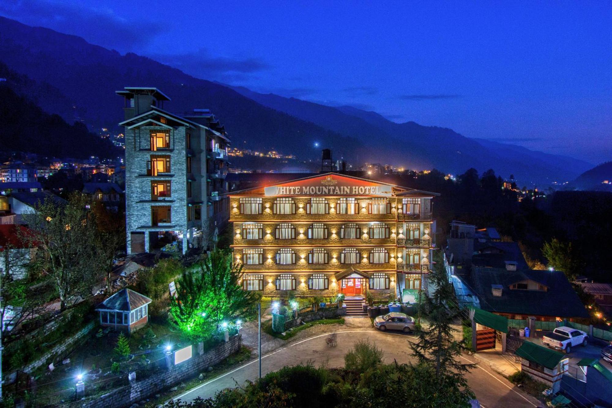 White Mountain Hotel Manali  Bagian luar foto