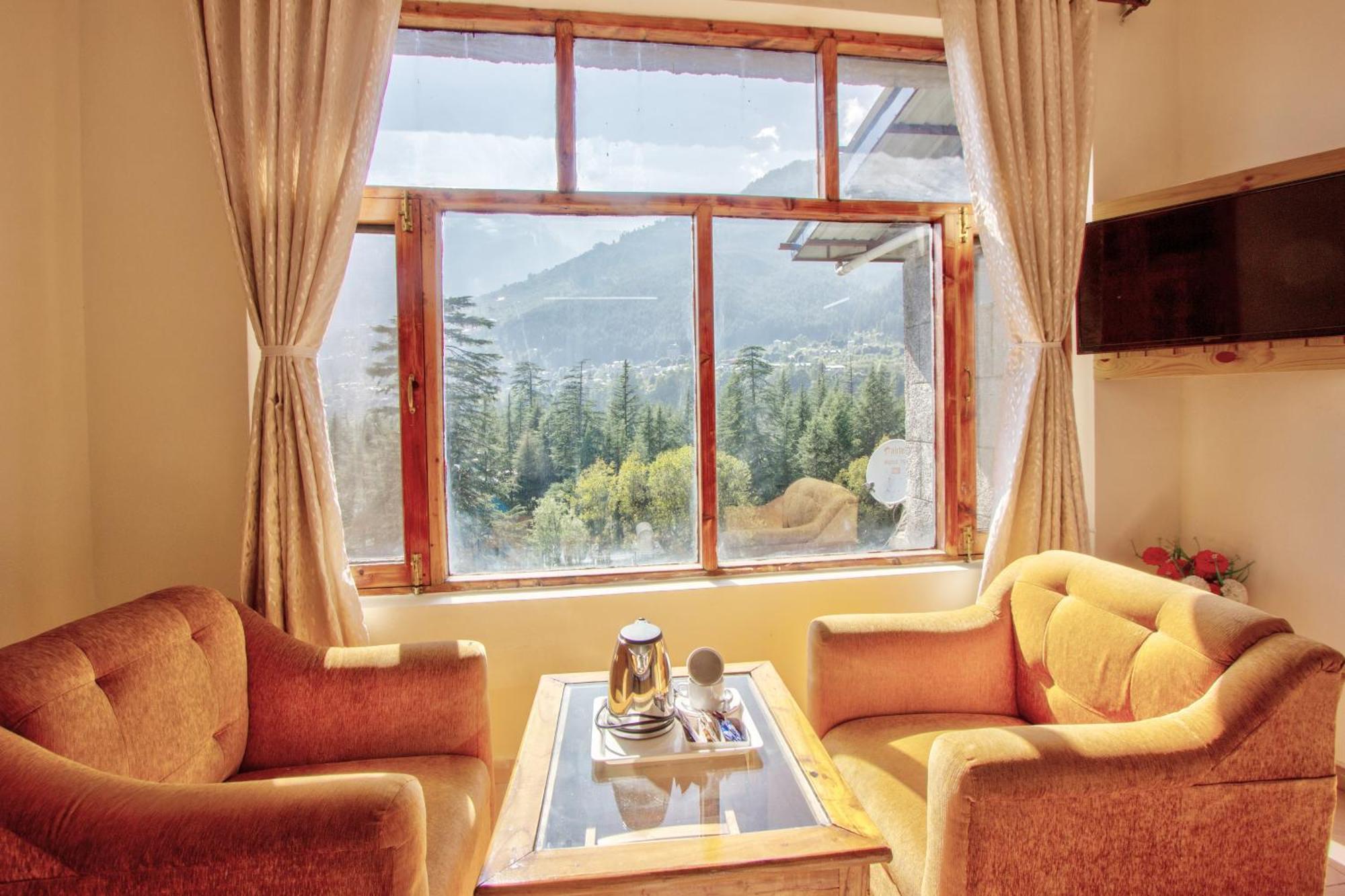 White Mountain Hotel Manali  Bagian luar foto