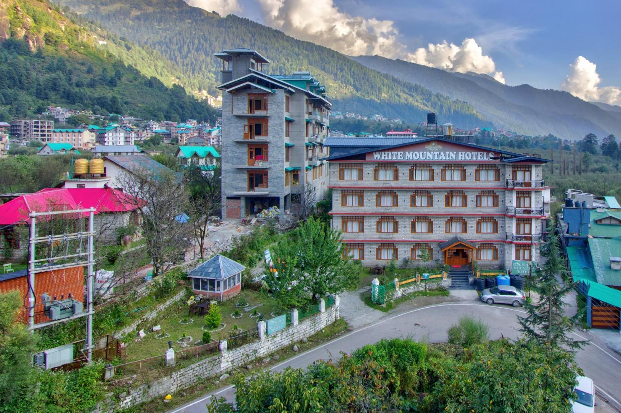 White Mountain Hotel Manali  Bagian luar foto