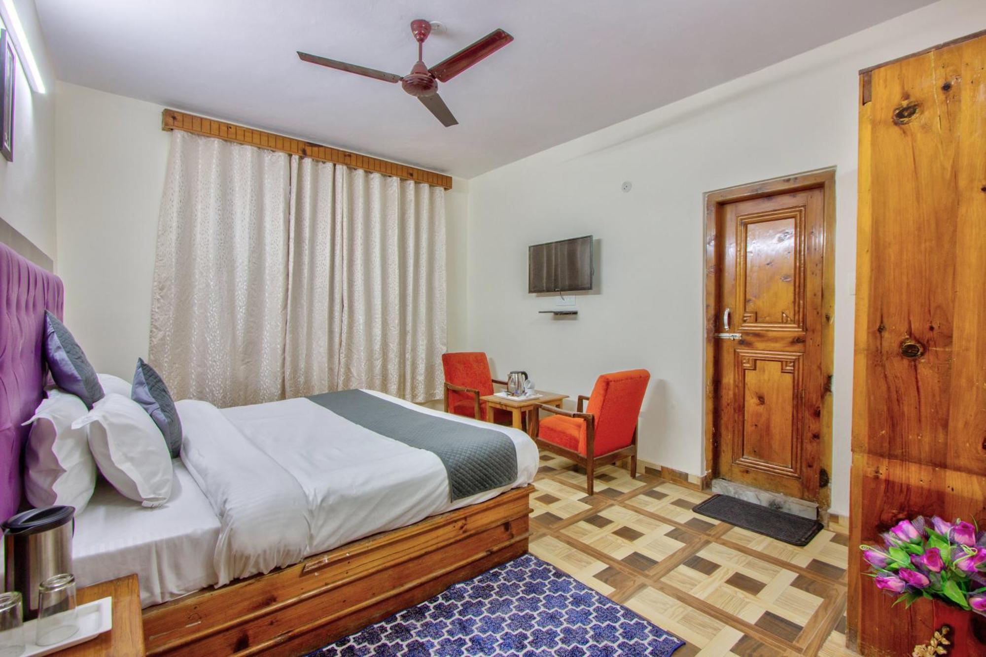 White Mountain Hotel Manali  Bagian luar foto