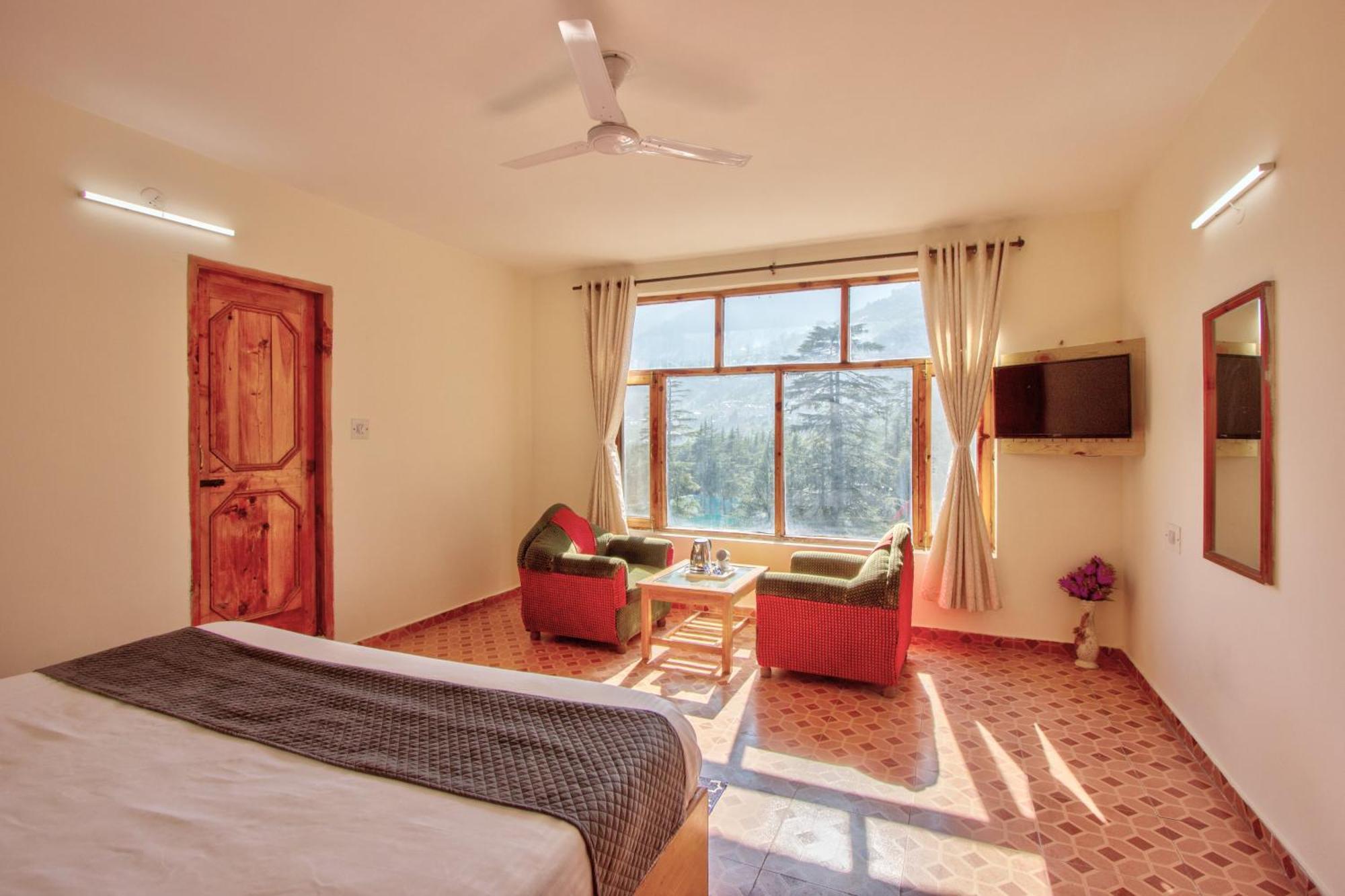White Mountain Hotel Manali  Bagian luar foto